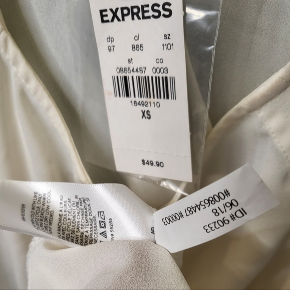 EXPRESS Tie Front Blouse NWT - Picture 4 of 4